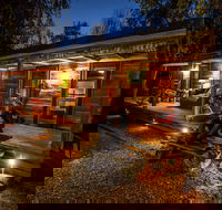 1860 Luxury Accommodation