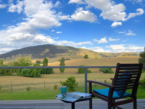 Adelong Valley Farm Stays - Moorallie Cottage - Brisbane 4u 0