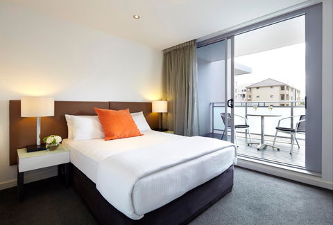 Adina Apartment Hotel Wollongong - Tourism Brisbane 2