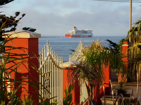 Alice Beside The Sea - Brisbane 4u 0