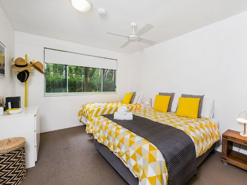 Apartment Two Surfside - Brisbane 4u 2