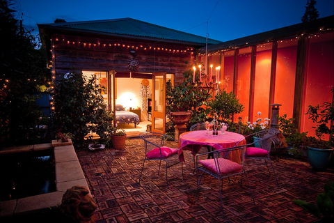 At Eleven, La Petite Maison - Tourism Brisbane 0