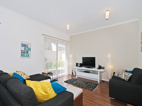 Century 21 SouthCoast: The Residence - Tourism Brisbane 2