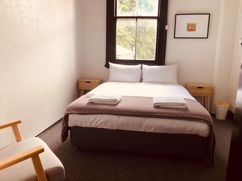 Empire Hotel Beechworth - Brisbane 4u 1