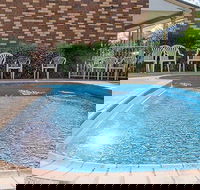 Highway Inn Motel - Brisbane Tourism