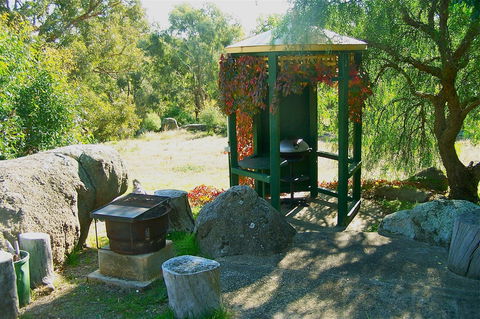 Nuggetty Cottage - Brisbane 4u 2