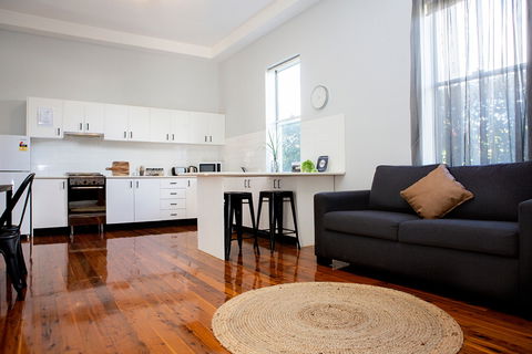 Revive Central Apartments - Brisbane 4u 1
