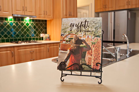 Rosie's Cottage - Brisbane Tourism 1