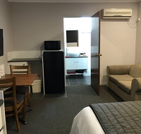 Roydons Motor Inn - Tourism Brisbane