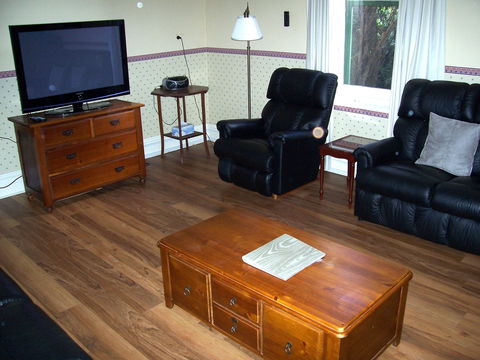 Smith Street Villa, Naracoorte - Brisbane 4u 2