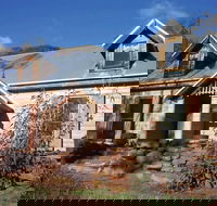 Table Top Mountain Cottages - Tourism Brisbane