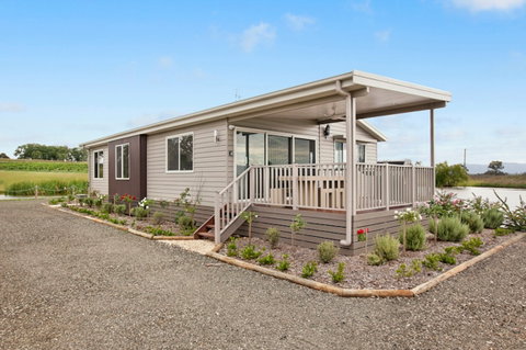 The Lake House - Tourism Brisbane 0