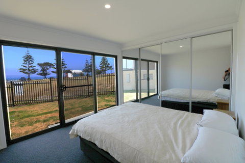 The Shore Break - Tourism Brisbane 1