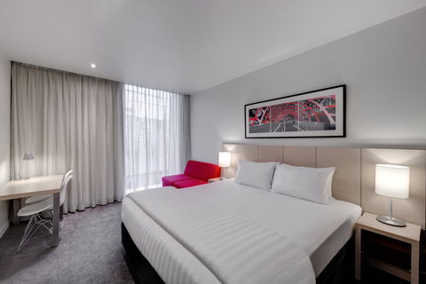 Travelodge Hotel Melbourne Docklands - Tourism Brisbane 1