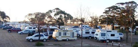Woomera Traveller's Village And Caravan Park - Brisbane Tourism 0