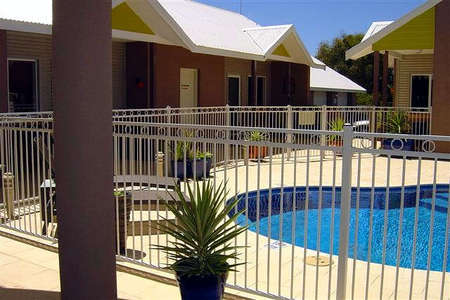 Gecko Lodge - Tourism Brisbane 0