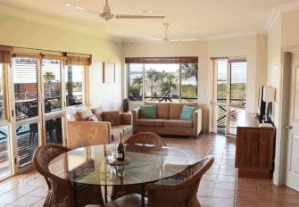 Moonlight Bay Suites - Tourism Brisbane