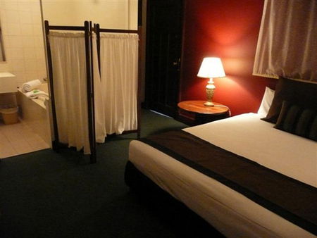 Margaret River Hotel & Holiday Suites - Tourism Brisbane 0