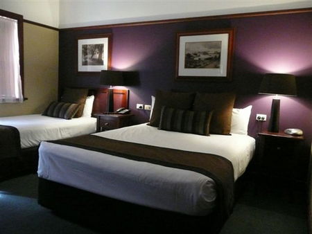 Margaret River Hotel & Holiday Suites - Tourism Brisbane 1
