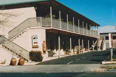 New England Motor Inn - Brisbane 4u 0