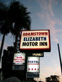 Adamstown Motor Inn - Tourism Brisbane 4