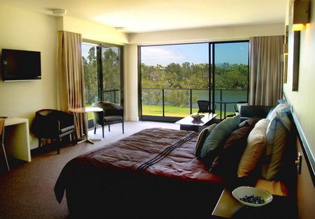 Macquarie Inn At Club Macquarie - Tourism Brisbane 3