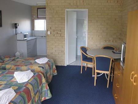 The Jetty Resort - Tourism Brisbane 2