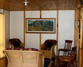 A Sunshine Farmstay - Brisbane 4u 1