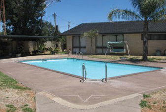 Balranald Capri Motel - Brisbane 4u 3