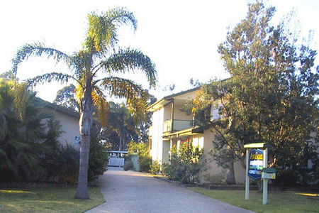 Avalon Holiday Units - Brisbane Tourism 0