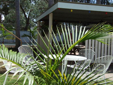 Avalon Holiday Units - Brisbane Tourism 2