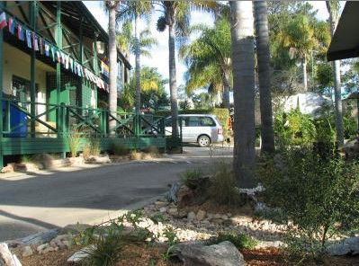 Shady Willows Caravan Park - Brisbane 4u 2