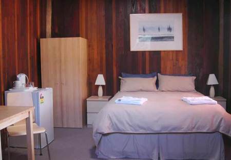 Kin Kin Retreat - Brisbane Tourism 1