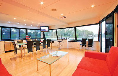 All Seasons Houseboats - Brisbane 4u 4