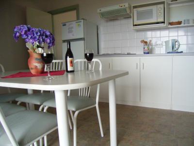 Augusta Hotel Motel - Brisbane 4u 1