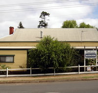 Pemberton Backpackers YHA  Budget Cottages - Tourism Brisbane