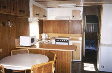 Avon Caravan Village - Brisbane 4u 4