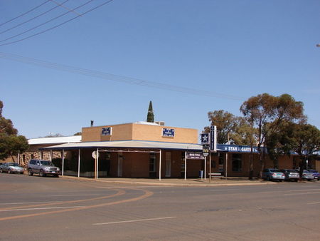 Star And Garter - Tourism Brisbane 0
