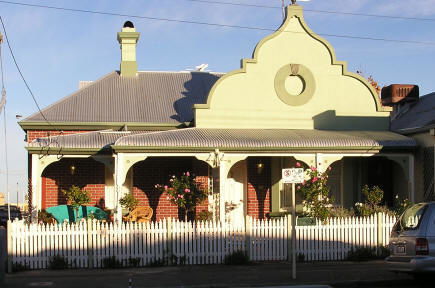 Heritage Cottage Bed And Breakfast - Brisbane Tourism 1