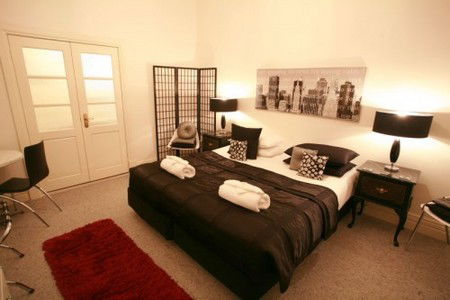 Brackson House Quality Accommodation - Tourism Brisbane 3
