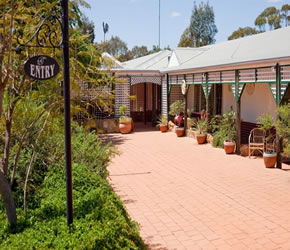 Avalon Homestead - Brisbane 4u 0