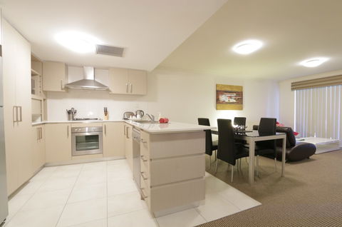 Antonas Verandah Apartments - Brisbane 4u 1