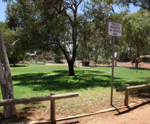 Alice Atkinson Caravan Park - Brisbane 4u 0