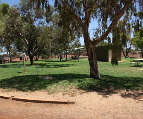 Alice Atkinson Caravan Park - Brisbane 4u 2