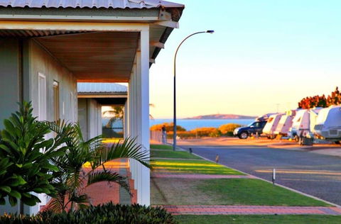 The Cove Holiday Village - Brisbane 4u 2