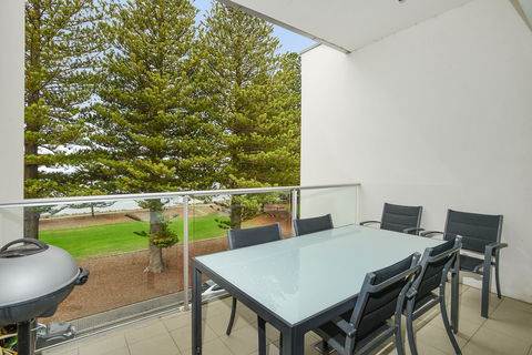 24 The Breeze - Sea Views Right In The Heart Of Victor Harbor - Tourism Brisbane 0