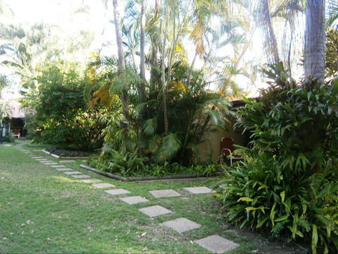 Balgal Beach Holiday Units - Brisbane Tourism 1