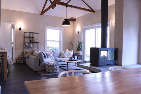 Belle's Cottage - Tourism Brisbane 0