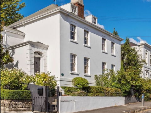 Bennell Georgian Townhouse - Brisbane 4u 0