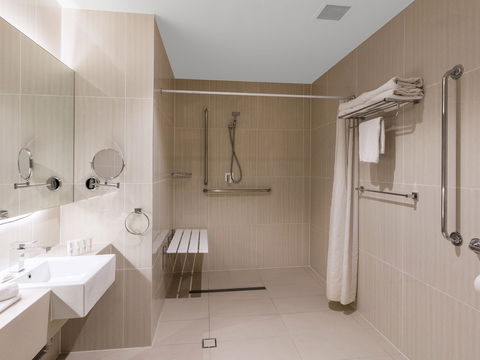 Best Western Plus Hotel Diana - Brisbane 4u 2